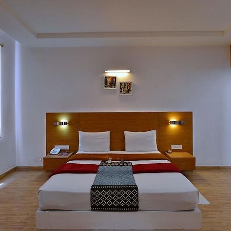 Hotel Jassons Sheesh Mahal Murthal Exterior foto