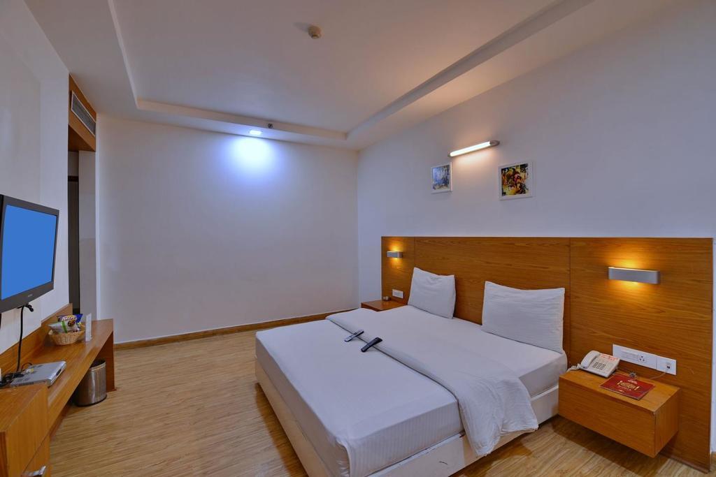 Hotel Jassons Sheesh Mahal Murthal Exterior foto