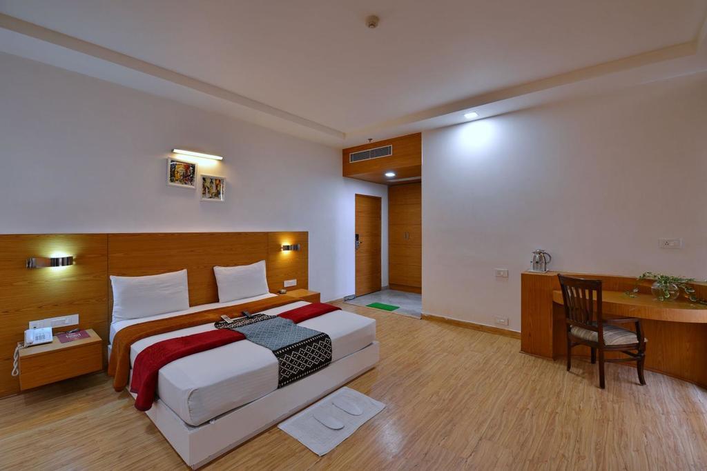 Hotel Jassons Sheesh Mahal Murthal Exterior foto